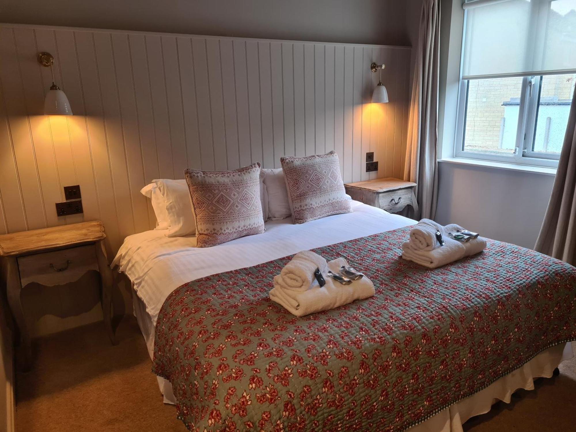 Priory Inn Tetbury Dış mekan fotoğraf