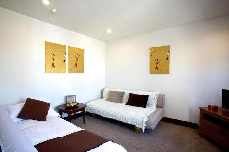 Priory Inn Tetbury Dış mekan fotoğraf