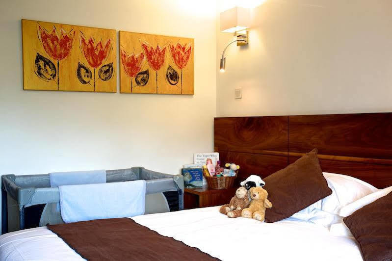 Priory Inn Tetbury Dış mekan fotoğraf